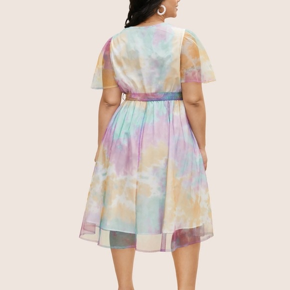 BloomChic Tie Dye Wrap Belted Midi Dress Size 12 - Picture 2 of 7
